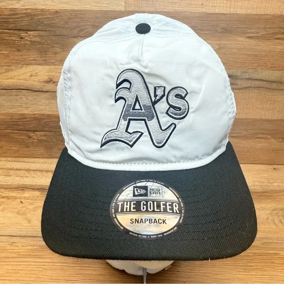 New Era Oakland A's White Black Silver Exclusive 9FORTY A-Frame Snapback Hat Cap - Picture 2 of 6
